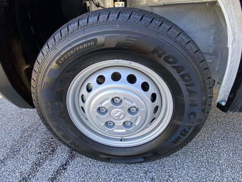 Used 2025 RAM ProMaster 2500 image 35