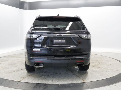 Used 2021 Chevrolet Traverse Premier w/ Redline Edition AWD/4WD image 4