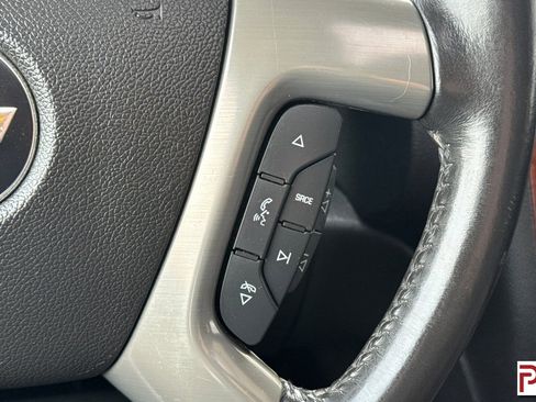 Used 2013 Chevrolet Tahoe LT w/ Luxury Package AWD/4WD image 30