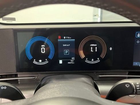 Used 2024 Hyundai Kona SEL AWD/4WD image 26