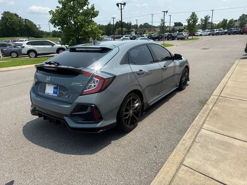 Used 2021 Honda Civic Sport Touring image 4