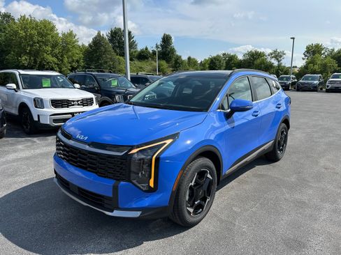 New 2026 Kia Sportage EX AWD/4WD image 1