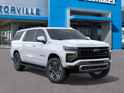 New 2026 Chevrolet Suburban Z71 AWD/4WD image 7
