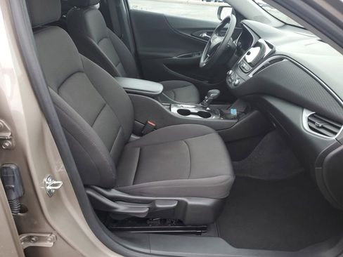 Used 2023 Chevrolet Malibu LS image 29