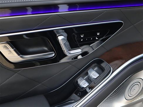New 2026 Mercedes-Benz S 580 4MATIC Sedan image 22