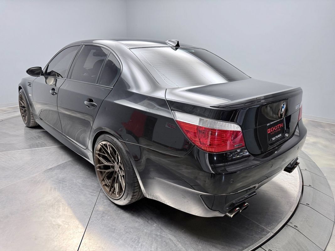 Used 2006 BMW M5 RWD image 7