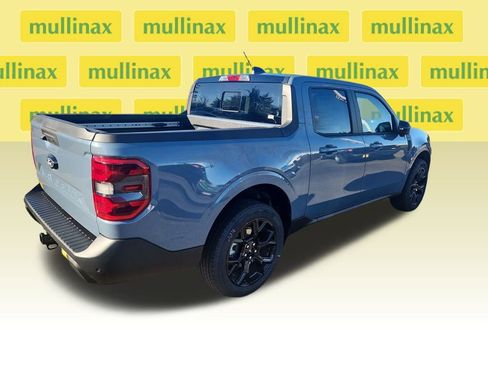 New 2026 Ford Maverick Lariat w/ Black Appearance Package image 3