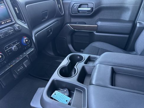 Used 2021 Chevrolet Silverado 1500 RST w/ Z71 Off-Road Package AWD/4WD image 21