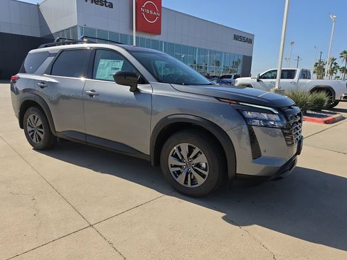 New 2026 Nissan Pathfinder SV FWD image 9