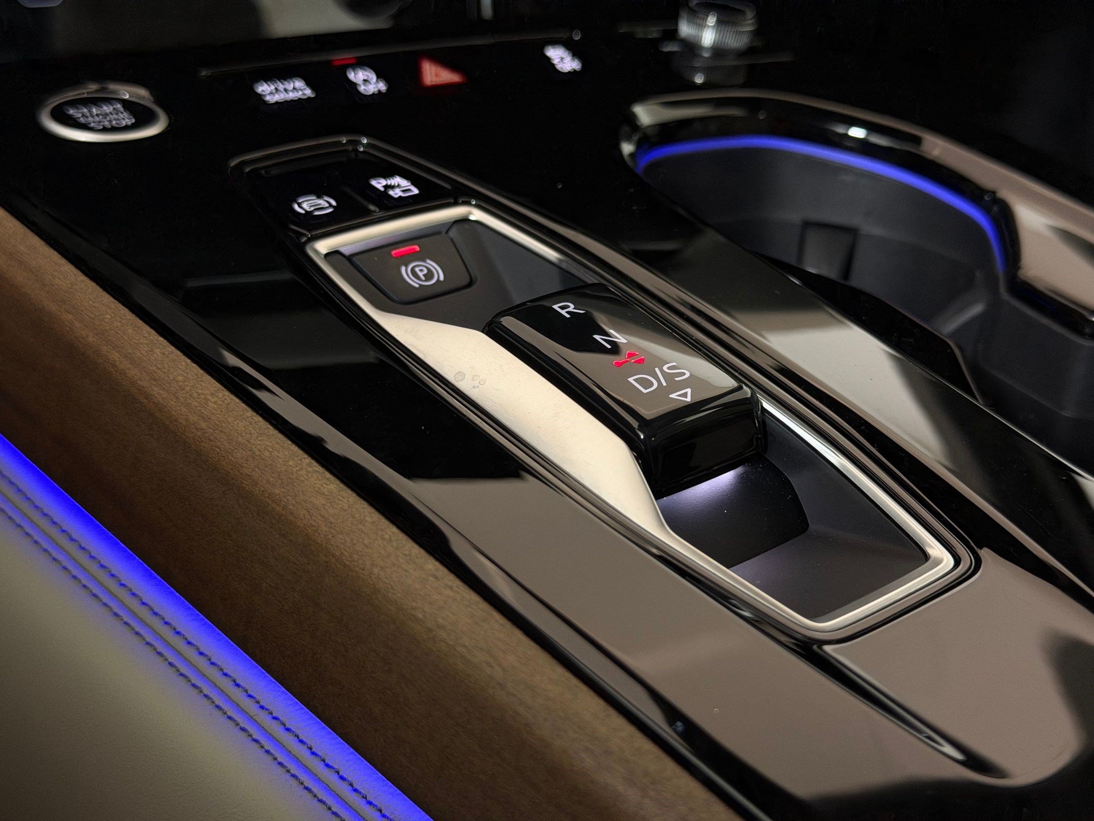 Used 2025 Audi A5 Premium w/ Convenience Package AWD/4WD image 19