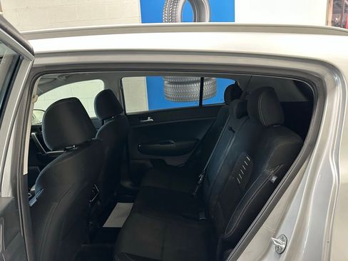 Used 2019 Kia Sportage LX w/ LX Popular Package image 15