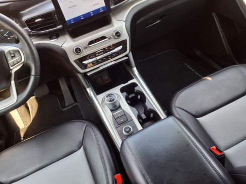 Certified 2023 Ford Explorer XLT w/ Equipment Group 202A image 16