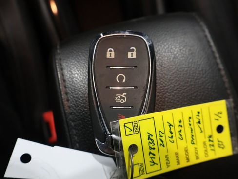 Used 2017 Chevrolet Cruze Premier image 25