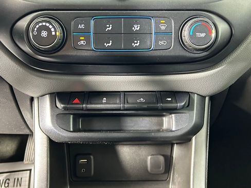 Used 2018 Chevrolet Colorado W/T w/ WT Convenience Package image 19