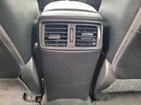 Used 2022 Nissan Rogue Sport SV w/ Technology Package AWD/4WD image 17