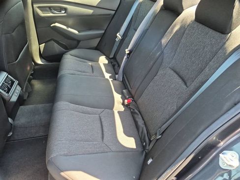Used 2025 Honda Accord SE image 27