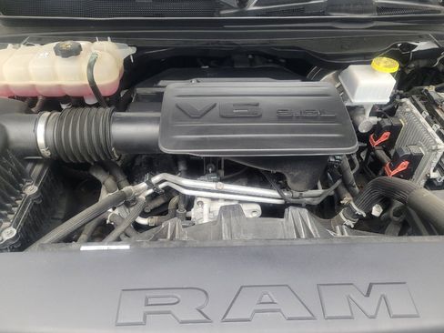 Used 2019 RAM 1500 Big Horn AWD/4WD image 30