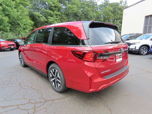 New 2026 Honda Odyssey EX-L image 4