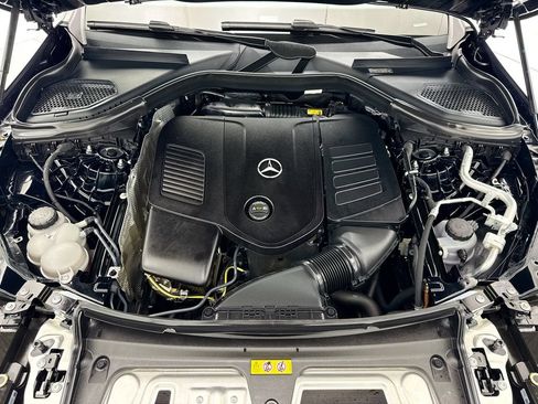 Certified 2026 Mercedes-Benz GLC 300 image 28