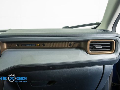 Used 2023 Ford Maverick Lariat image 39