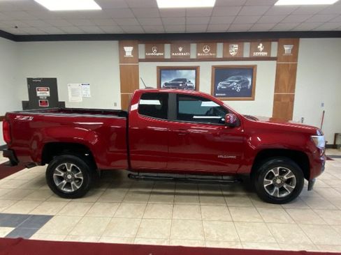 Used 2017 Chevrolet Colorado Z71 RWD image 4