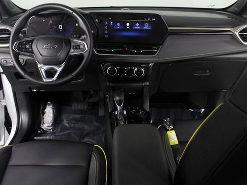 Used 2024 Chevrolet TrailBlazer ACTIV w/ Convenience Package image 10