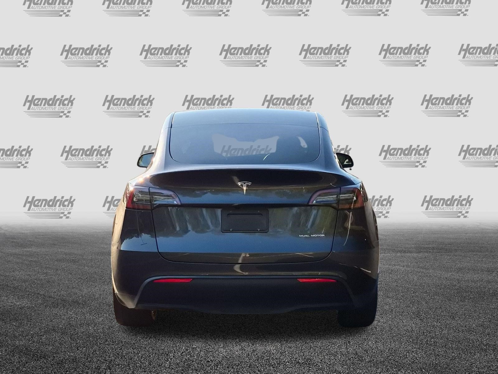 Used 2024 Tesla Model Y Long Range AWD/4WD image 9