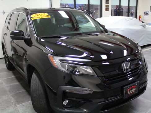 Used 2022 Honda Pilot Special Edition image 3