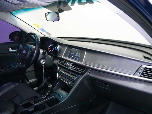 Used 2018 Kia Optima S FWD image 19