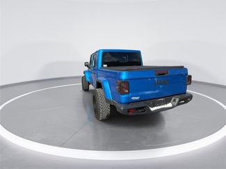 Used 2025 Jeep Gladiator Sport video 3