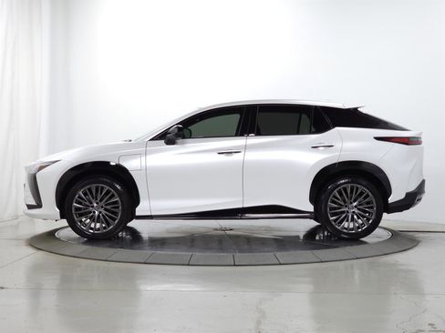 Certified 2024 Lexus RZ 450e Premium w/ Cold Area Package AWD/4WD image 5