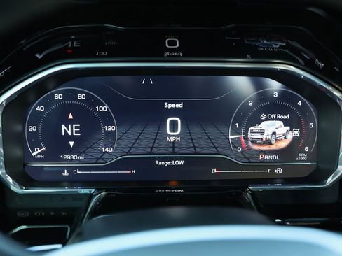 Used 2025 GMC Sierra 2500 SLT w/ SLT Premium Package image 42