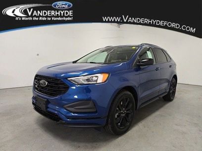 New 2024 Ford Edge SE w/ Black Appearance Package