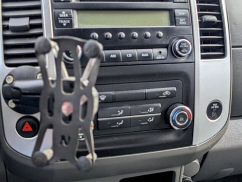 Used 2016 Nissan Frontier S image 9