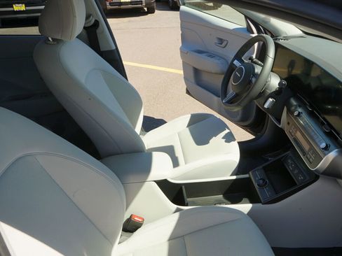 Certified 2024 Hyundai Kona SEL FWD image 22