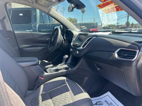 Used 2021 Chevrolet Equinox LT image 21