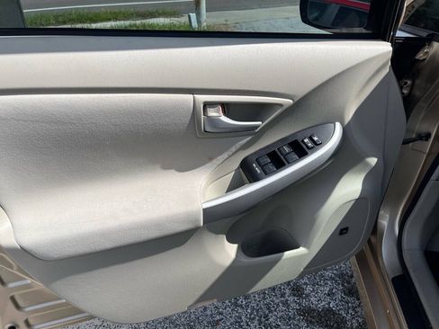 Used 2010 Toyota Prius FWD image 10