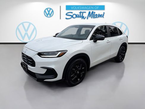 Used 2025 Honda HR-V EX-L image 3