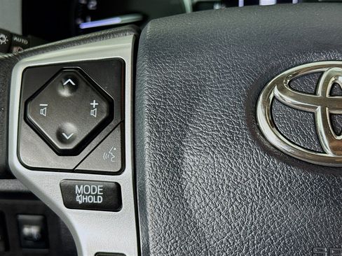 Used 2018 Toyota Tundra Limited image 13