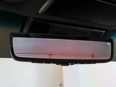 Used 2025 Lexus LX 600 4WD w/ Luxury Package image 24