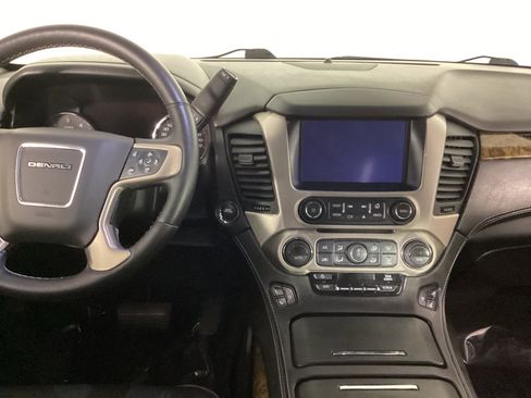 Used 2016 GMC Yukon Denali w/ Open Road Package image 13
