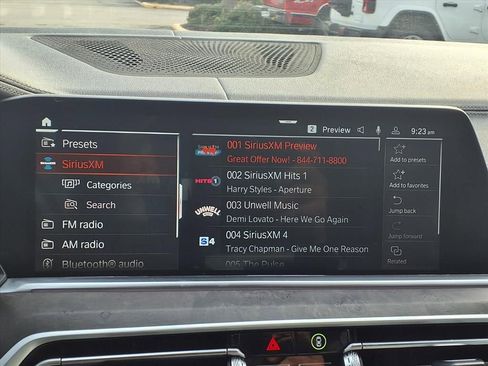 Used 2023 BMW X5 xDrive40i w/ M Sport Package image 4