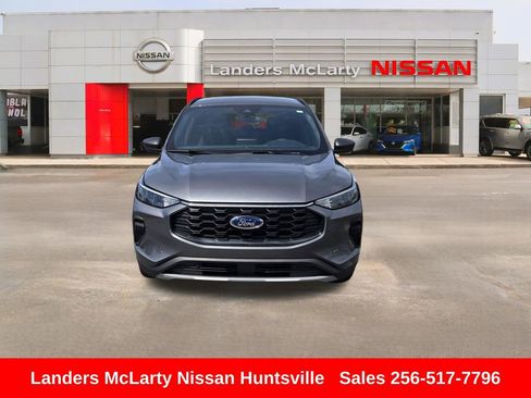 Used 2025 Ford Escape ST-Line FWD image 11