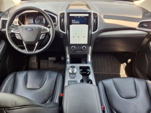 Used 2021 Ford Edge Titanium AWD/4WD image 9