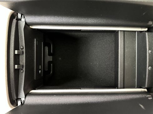 Used 2020 Mercedes-Benz GLE 350 4MATIC image 21