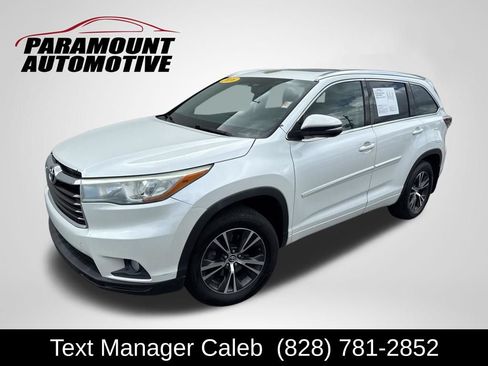 Used 2016 Toyota Highlander XLE AWD/4WD image 1