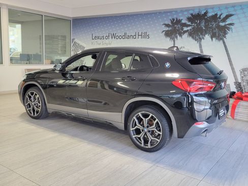 Used 2018 BMW X2 sDrive28i w/ M SportX Package image 3