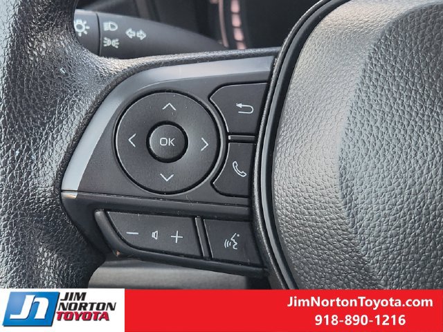 Used 2026 Toyota Corolla LE FWD image 27