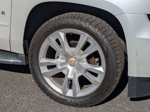 Used 2017 Chevrolet Tahoe Premier image 12