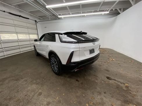 Certified 2024 Cadillac Lyriq Sport image 4